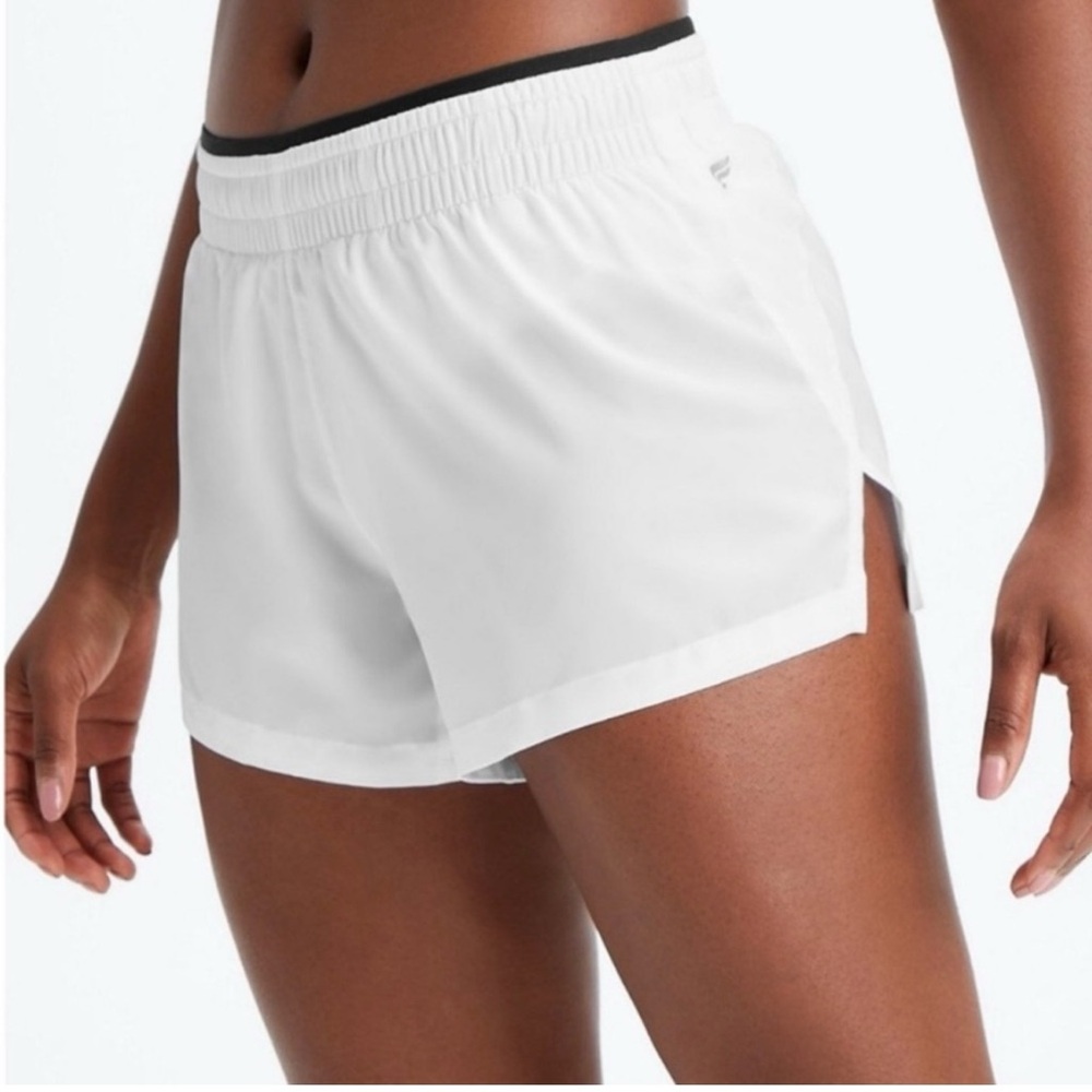 Fabletics Breathe Mid-Rise Run Short in White